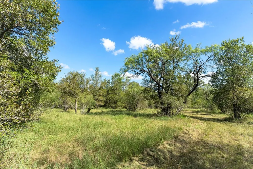 S Hwy 183 Lockhart, TX 78644
