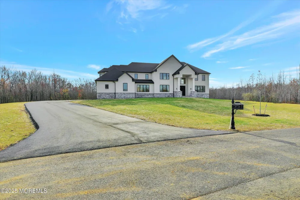5 Cook Court Millstone, NJ 08535