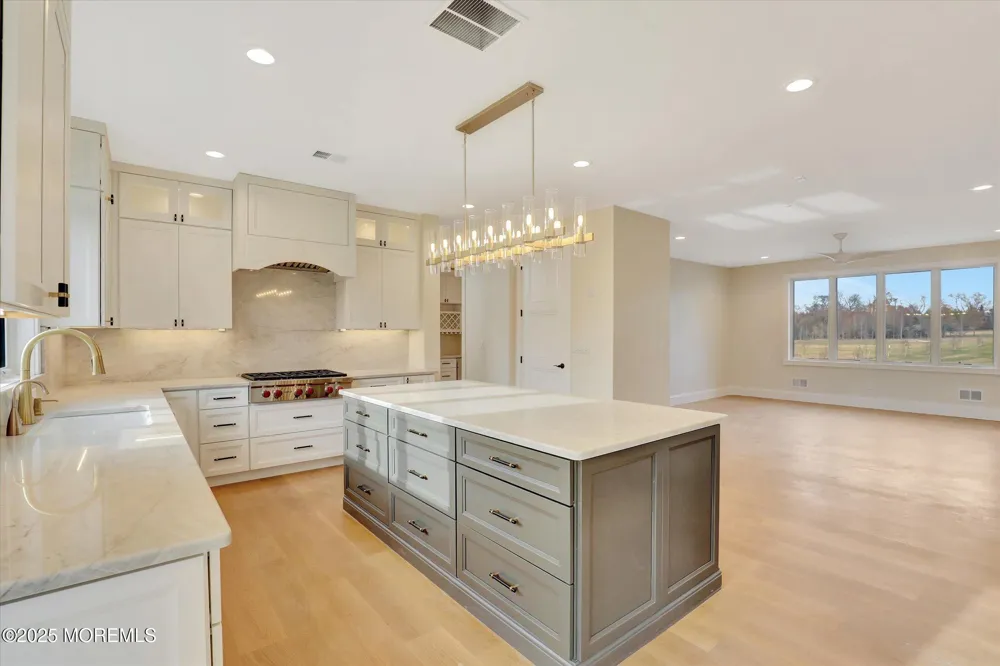 5 Cook Court Millstone, NJ 08535