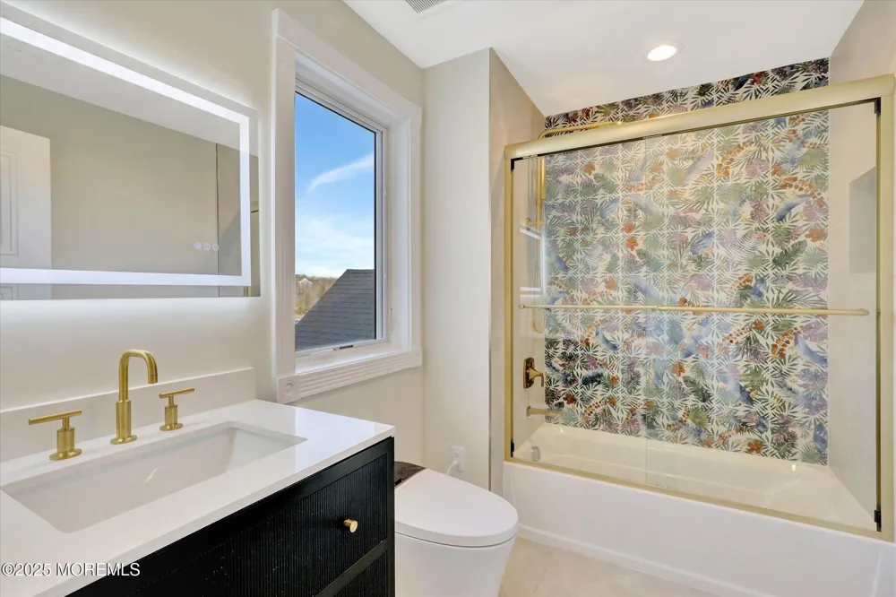 5 Cook Court Millstone, NJ 08535