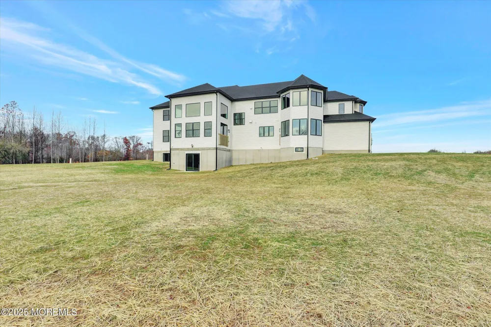 5 Cook Court Millstone, NJ 08535