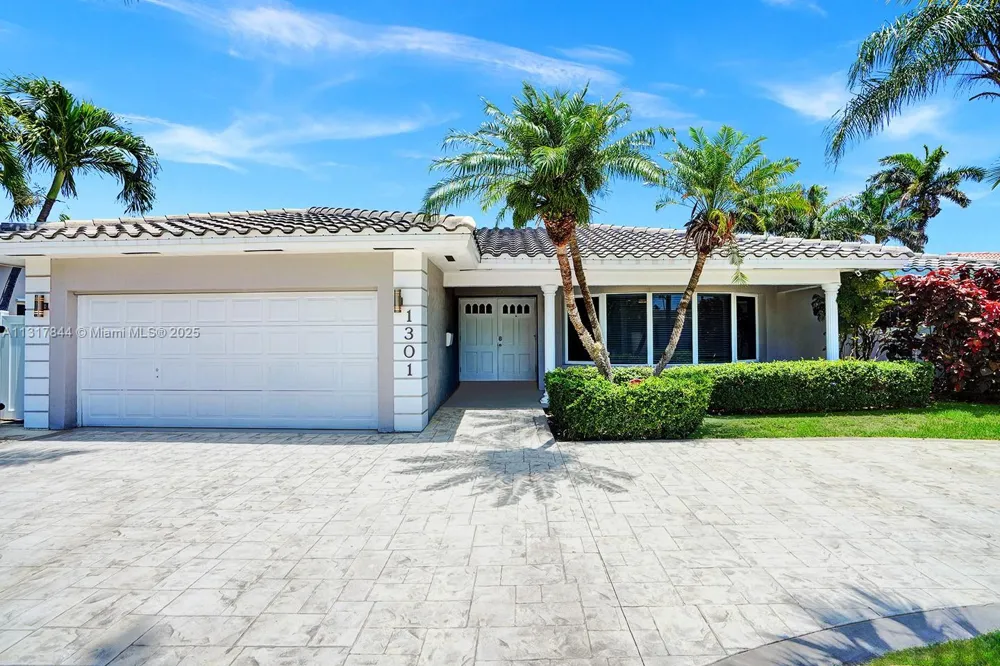 1301 Rodman St Hollywood, FL 33019