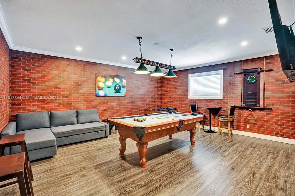 1301 Rodman St Hollywood, FL 33019