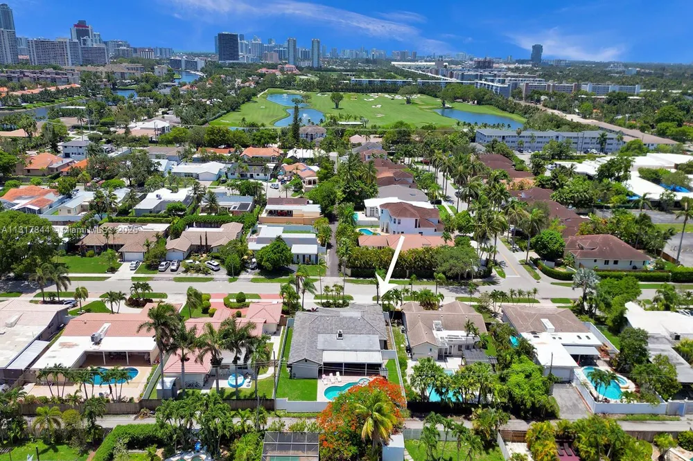 1301 Rodman St Hollywood, FL 33019