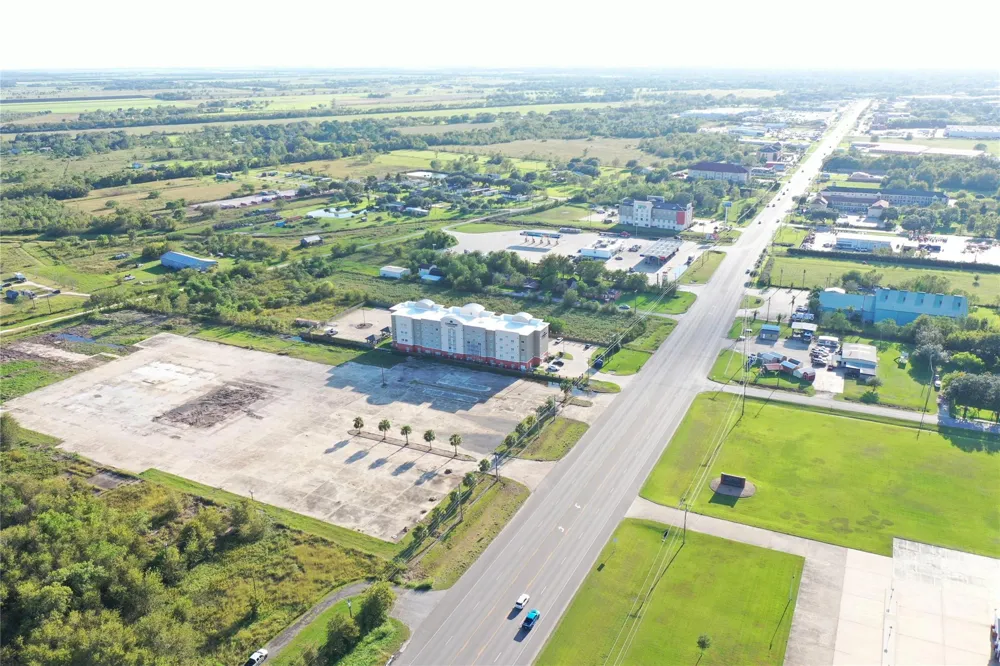 5900 Highway 35 Highway E Bay City, TX 77414