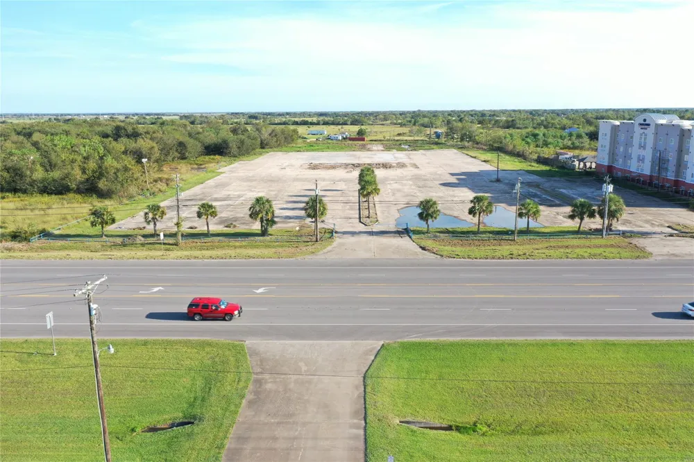 5900 Highway 35 Highway E Bay City, TX 77414