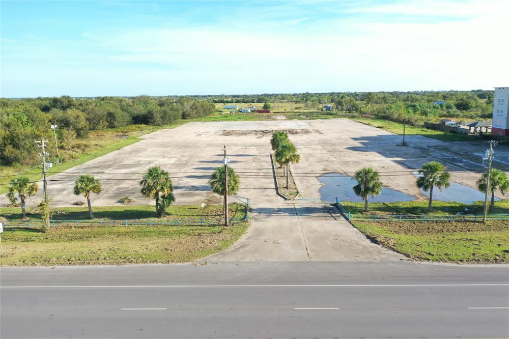 5900 Highway 35 Highway E Bay City, TX 77414