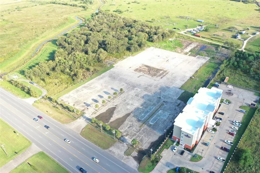 5900 Highway 35 Highway E Bay City, TX 77414