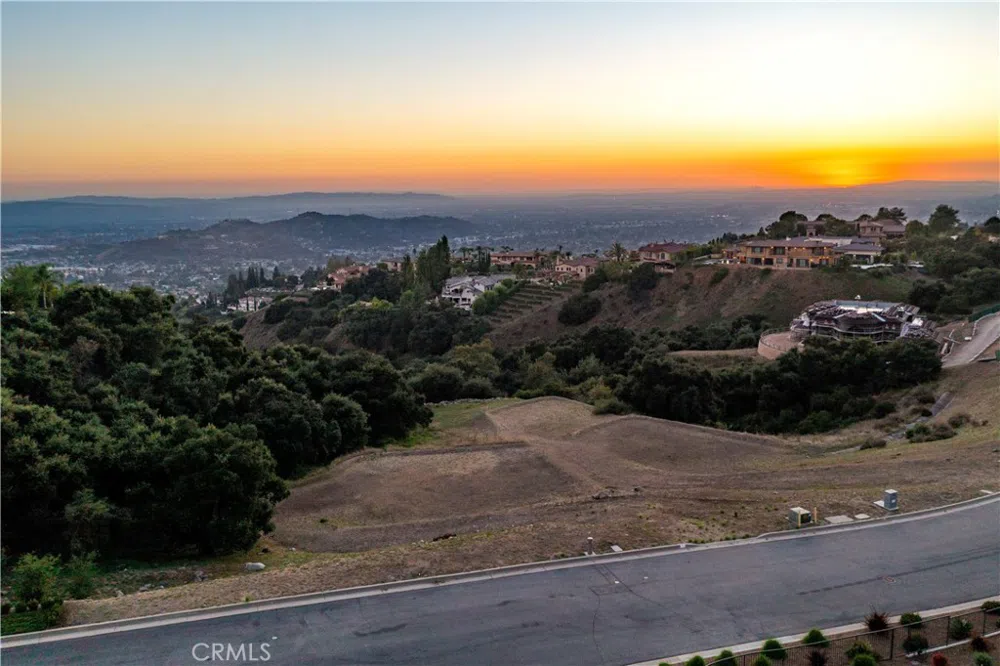 648 Gordon Highlands Road Glendora, CA 91741