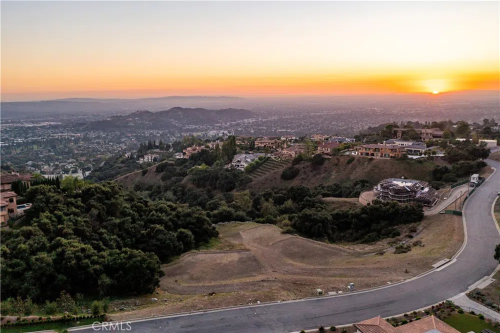 648 Gordon Highlands Road Glendora, CA 91741