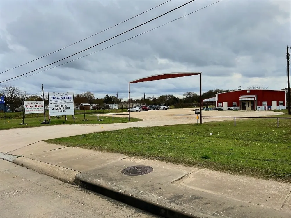 415 W S. US Highway 79 Highway Rockdale, TX 76567