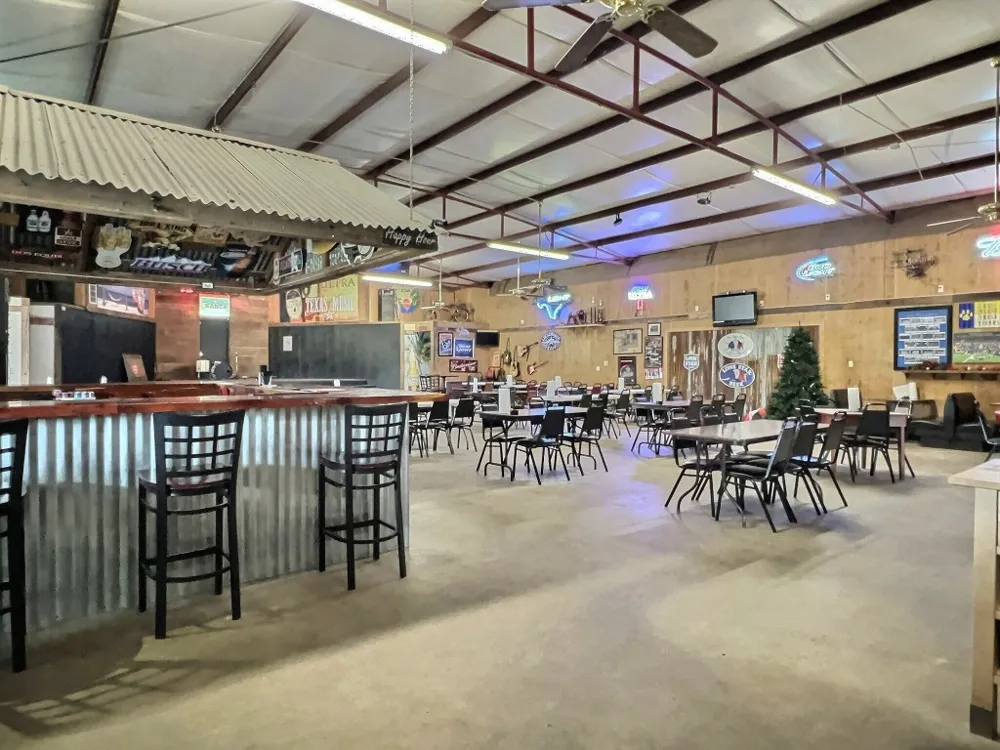 415 W S. US Highway 79 Highway Rockdale, TX 76567