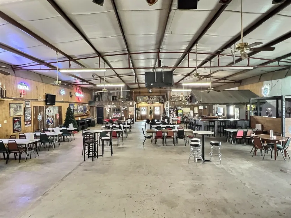 415 W S. US Highway 79 Highway Rockdale, TX 76567