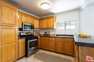 2751 PARTRIDGE AVENUE Los Angeles, CA 90039