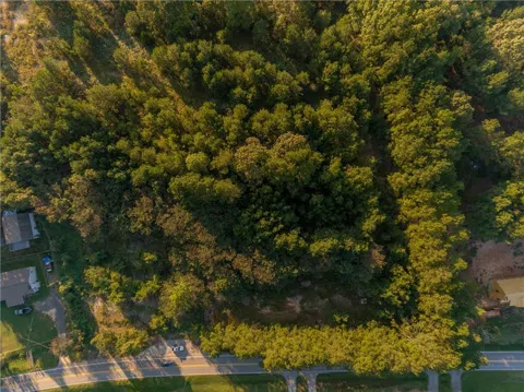 1428 Bobo Road