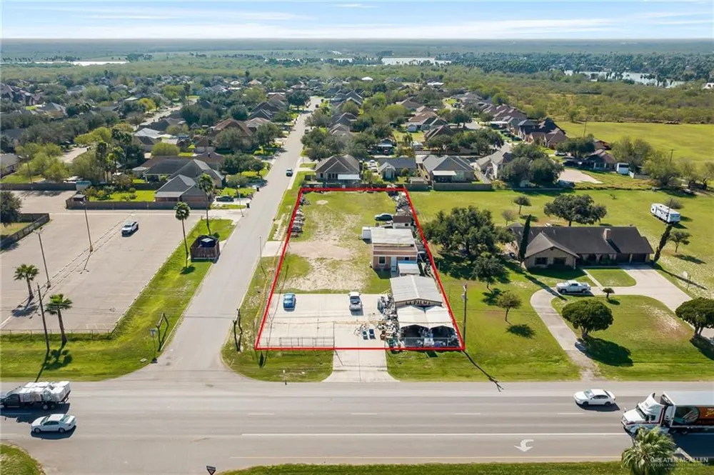 704 E Expressway 83 E La Joya, TX 78560