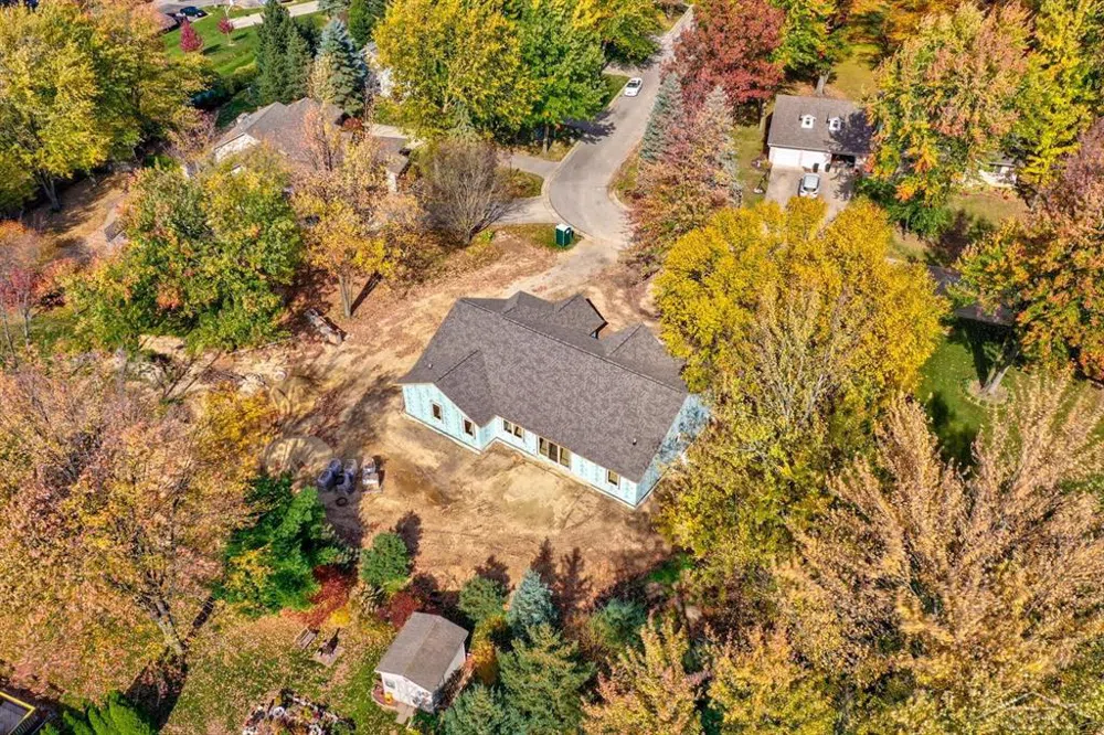 69 Bunny Trail Saginaw Charter Township, MI 48638