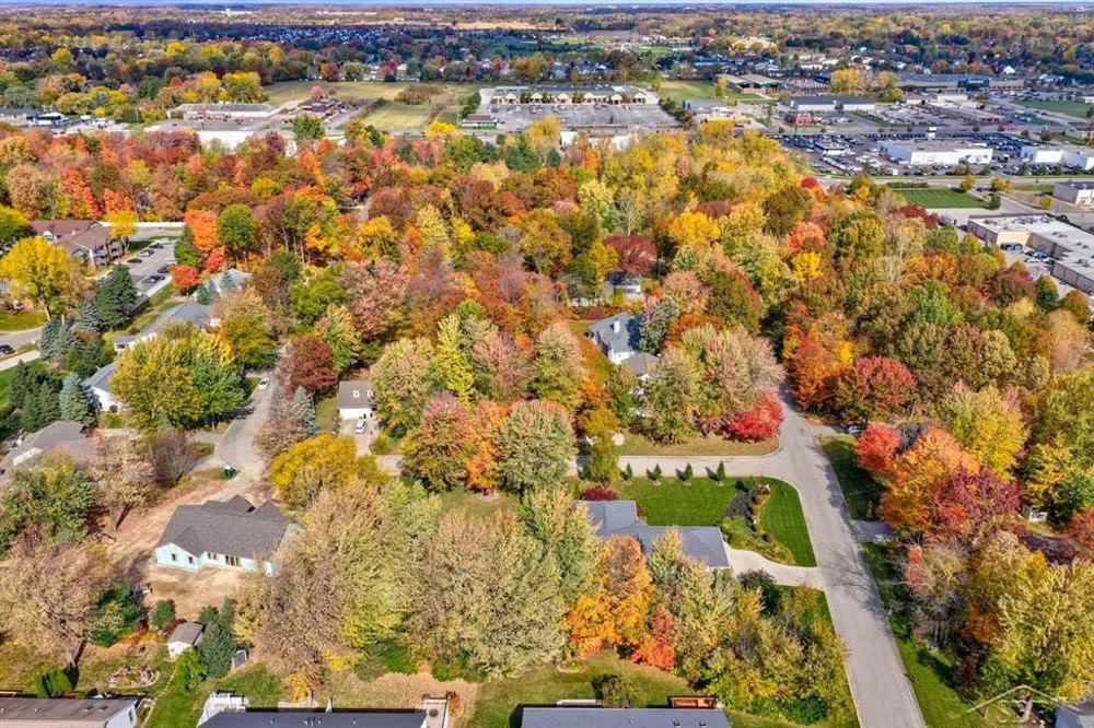 80 Deer Trail Saginaw Charter Township, MI 48638