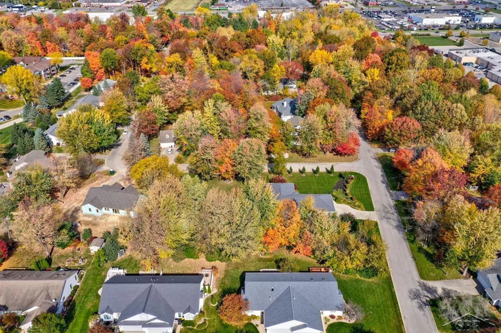 62 Bunny Trail Saginaw Charter Township, MI 48638