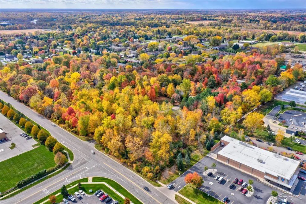 71 Bunny Trail Saginaw Charter Township, MI 48638