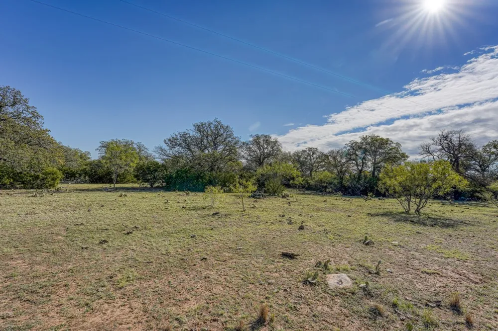 2334 CR 105 Lampasas, TX 76550