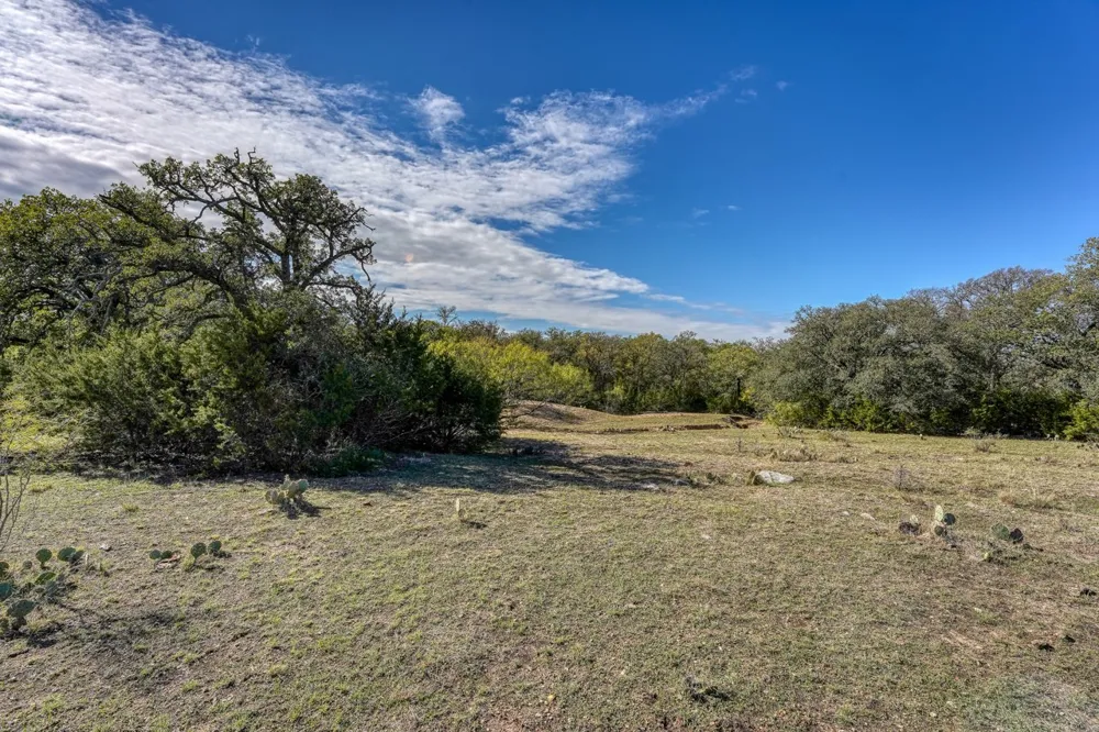 2334 CR 105 Lampasas, TX 76550