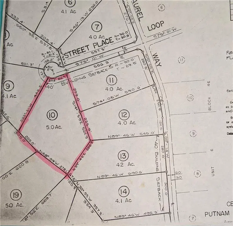 10 Street Place Loop