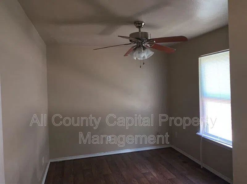 1011 Advance Street #1011 San Marcos, TX 78666