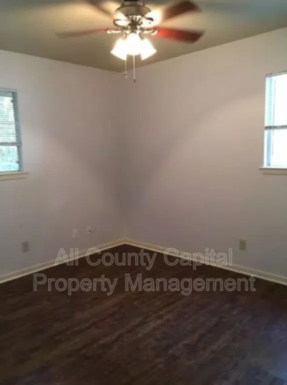 2102 Pompton Drive #A Austin, TX 78757