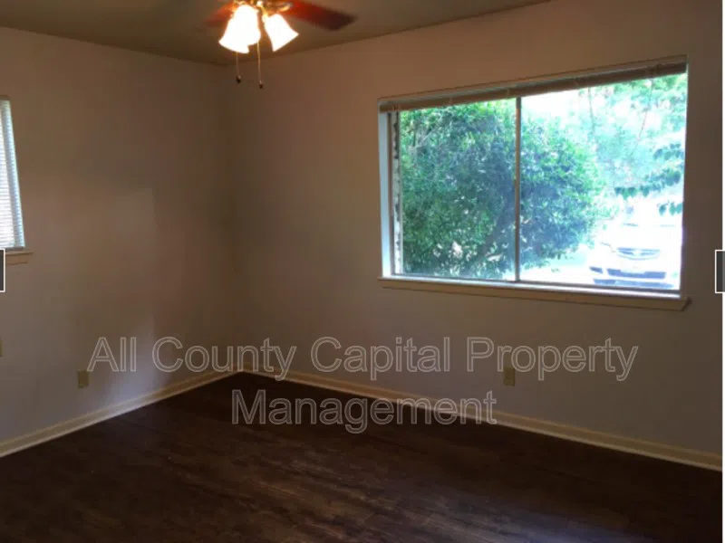 2102 Pompton Drive #A Austin, TX 78757
