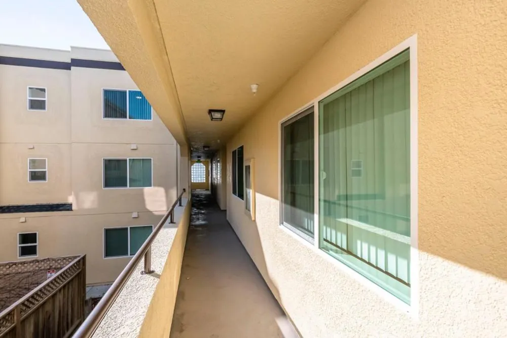 1007 Hemlock Avenue Millbrae, CA 94030