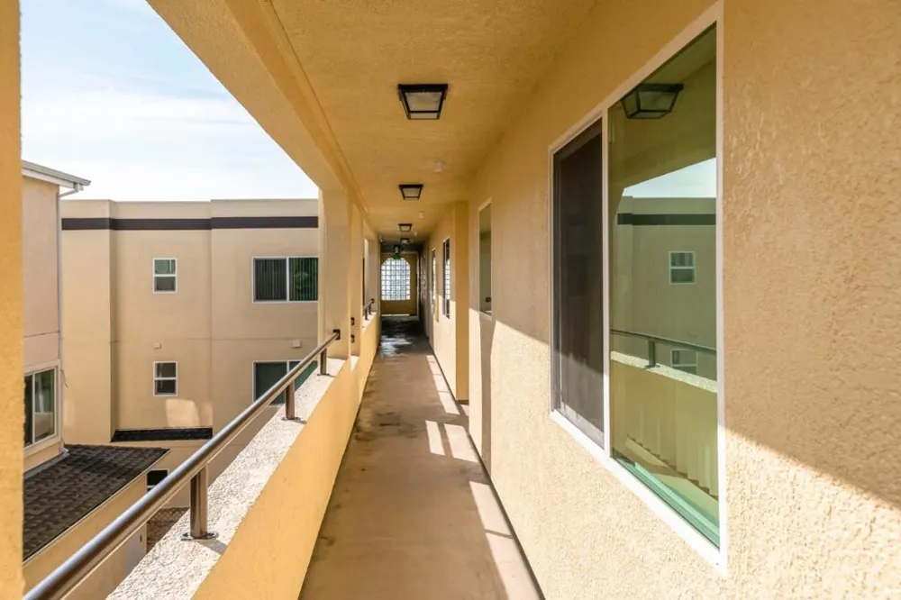 1007 Hemlock Avenue Millbrae, CA 94030