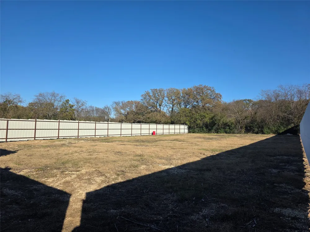 870 Mayhill Road Denton, TX 76208