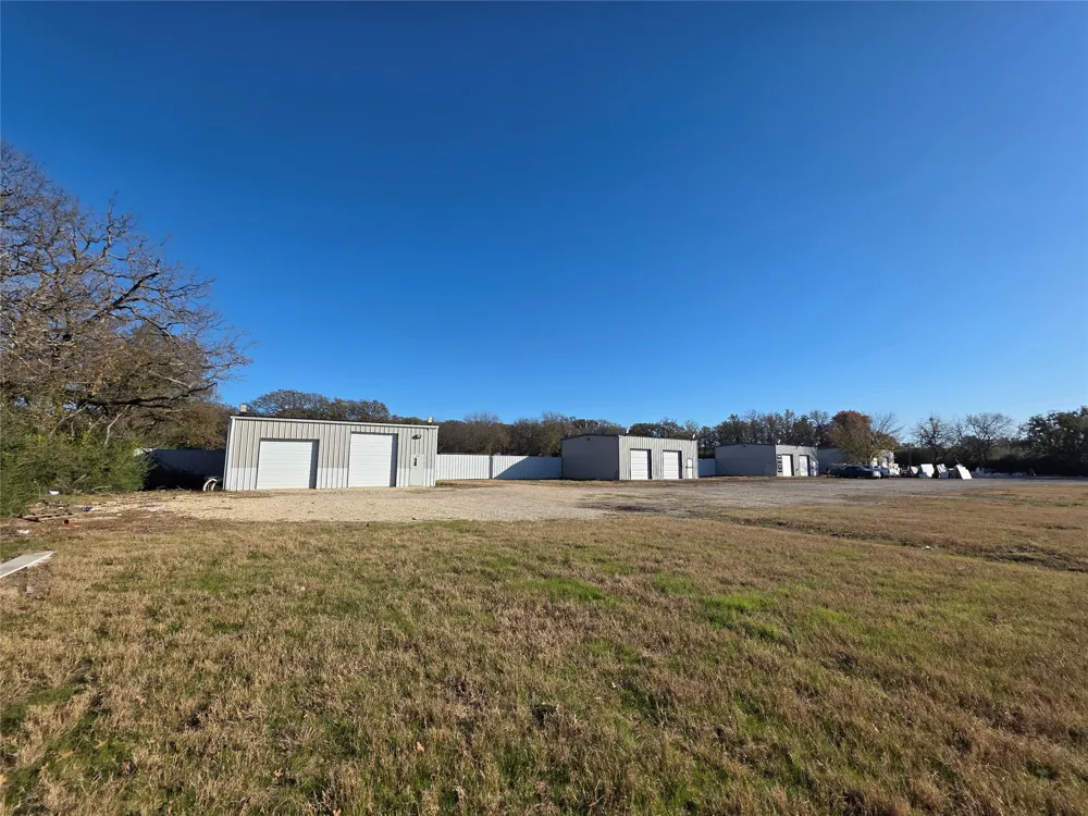 870 Mayhill Road Denton, TX 76208