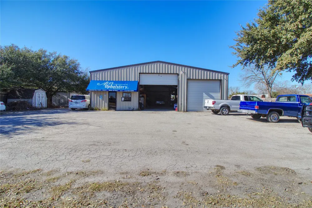 2627 Ackerman Rd Kirby, TX 78219