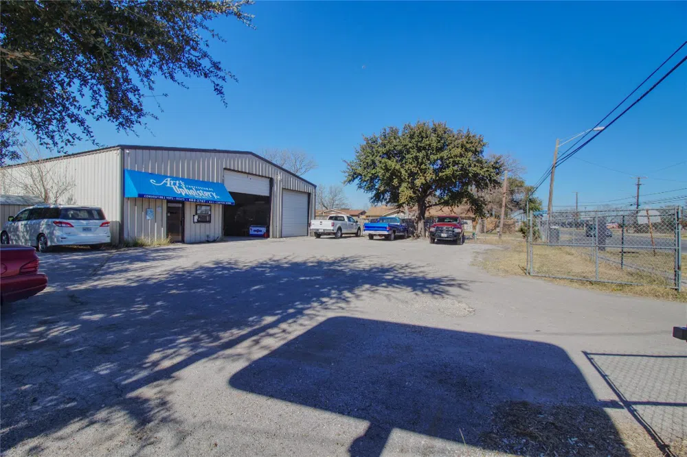 2627 Ackerman Rd Kirby, TX 78219