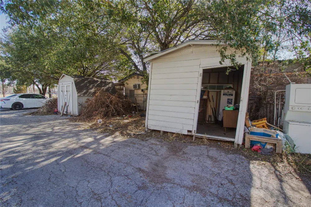 2627 Ackerman Rd Kirby, TX 78219