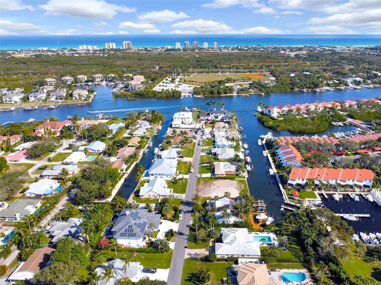 2400 Edward Rd Palm Beach Gardens, FL 33410