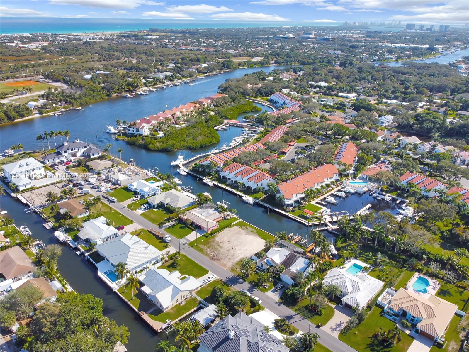 2400 Edward Rd Palm Beach Gardens, FL 33410