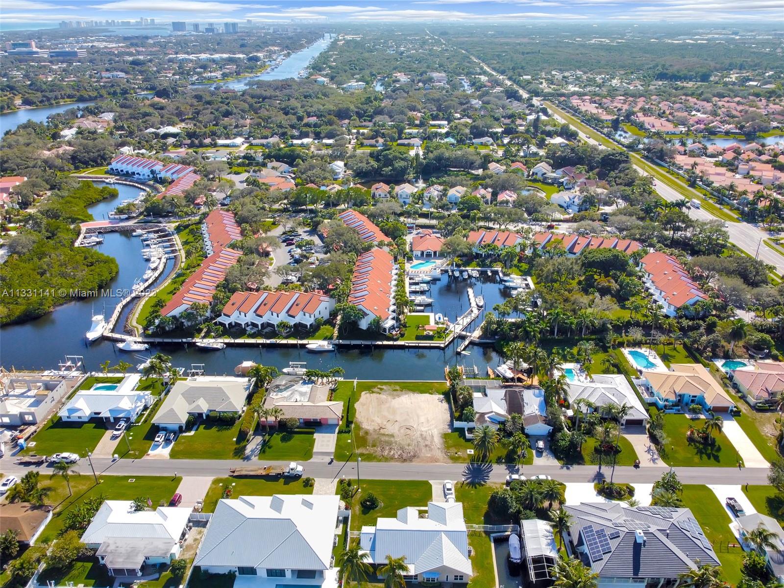 2400 Edward Rd Palm Beach Gardens, FL 33410