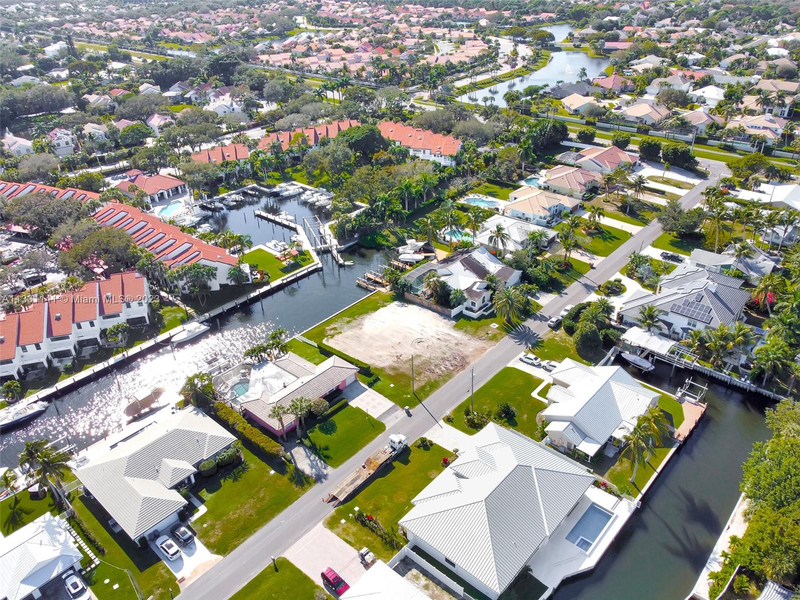 2400 Edward Rd Palm Beach Gardens, FL 33410