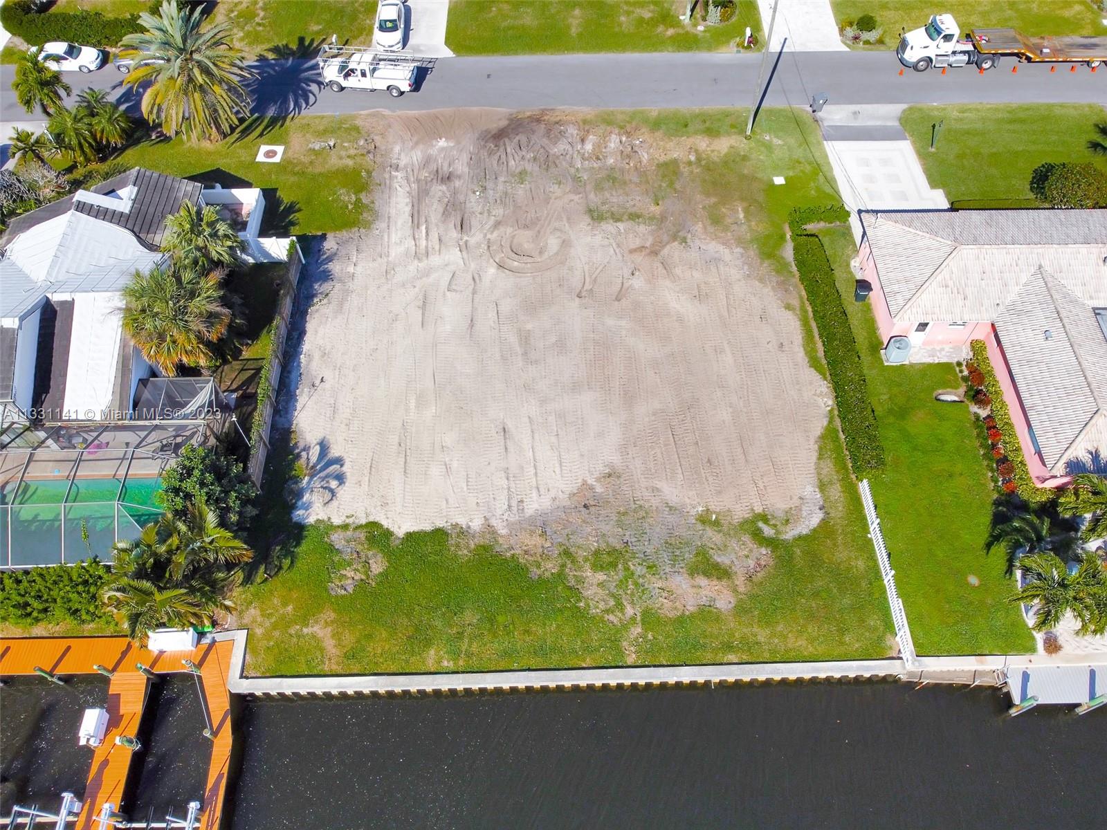 2400 Edward Rd Palm Beach Gardens, FL 33410