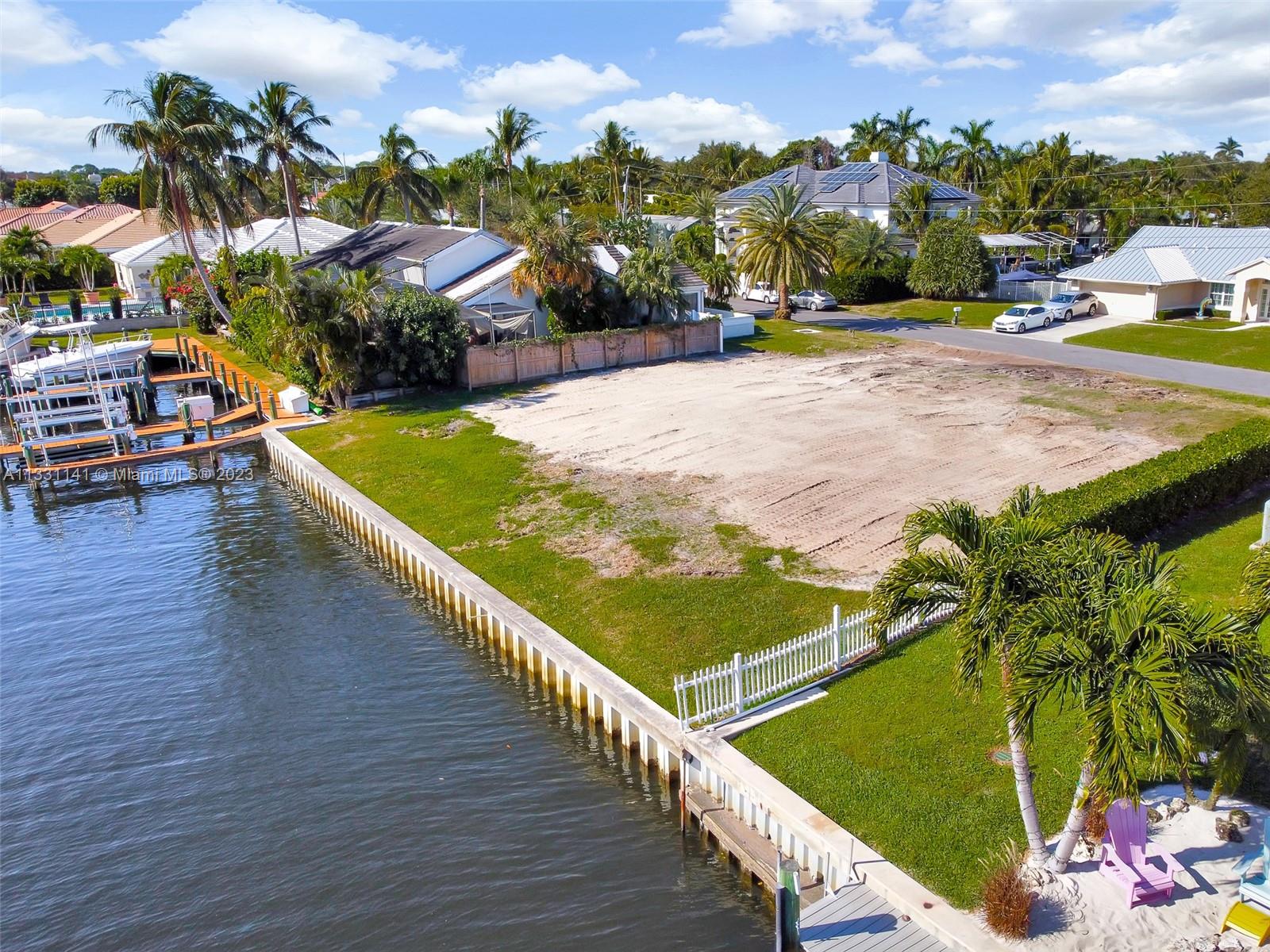 2400 Edward Rd Palm Beach Gardens, FL 33410