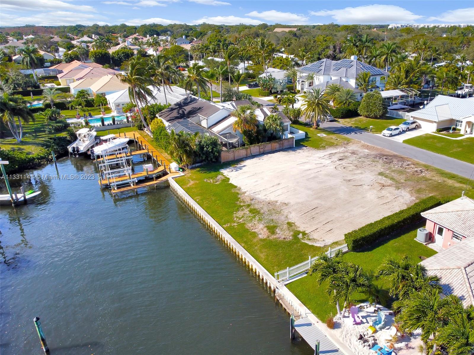 2400 Edward Rd Palm Beach Gardens, FL 33410