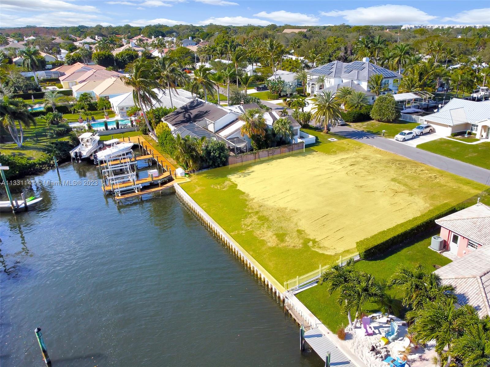 2400 Edward Rd Palm Beach Gardens, FL 33410