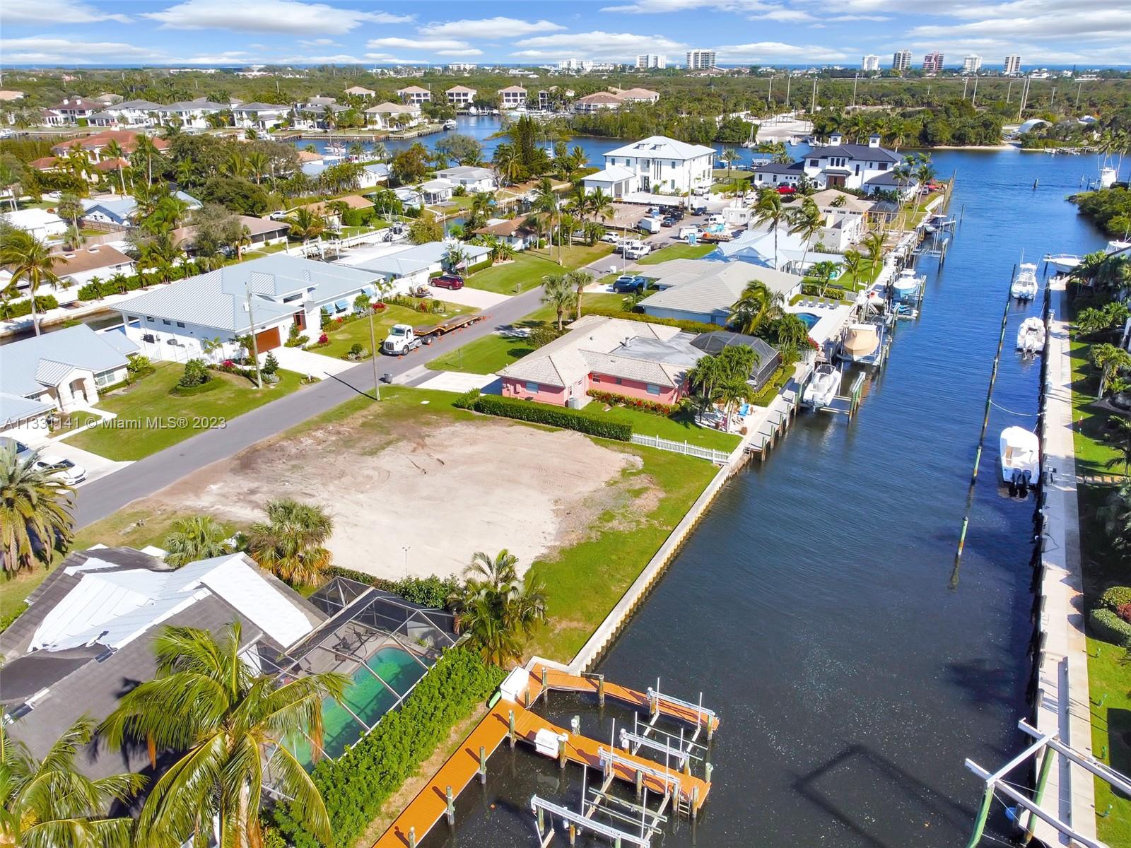 2400 Edward Rd Palm Beach Gardens, FL 33410
