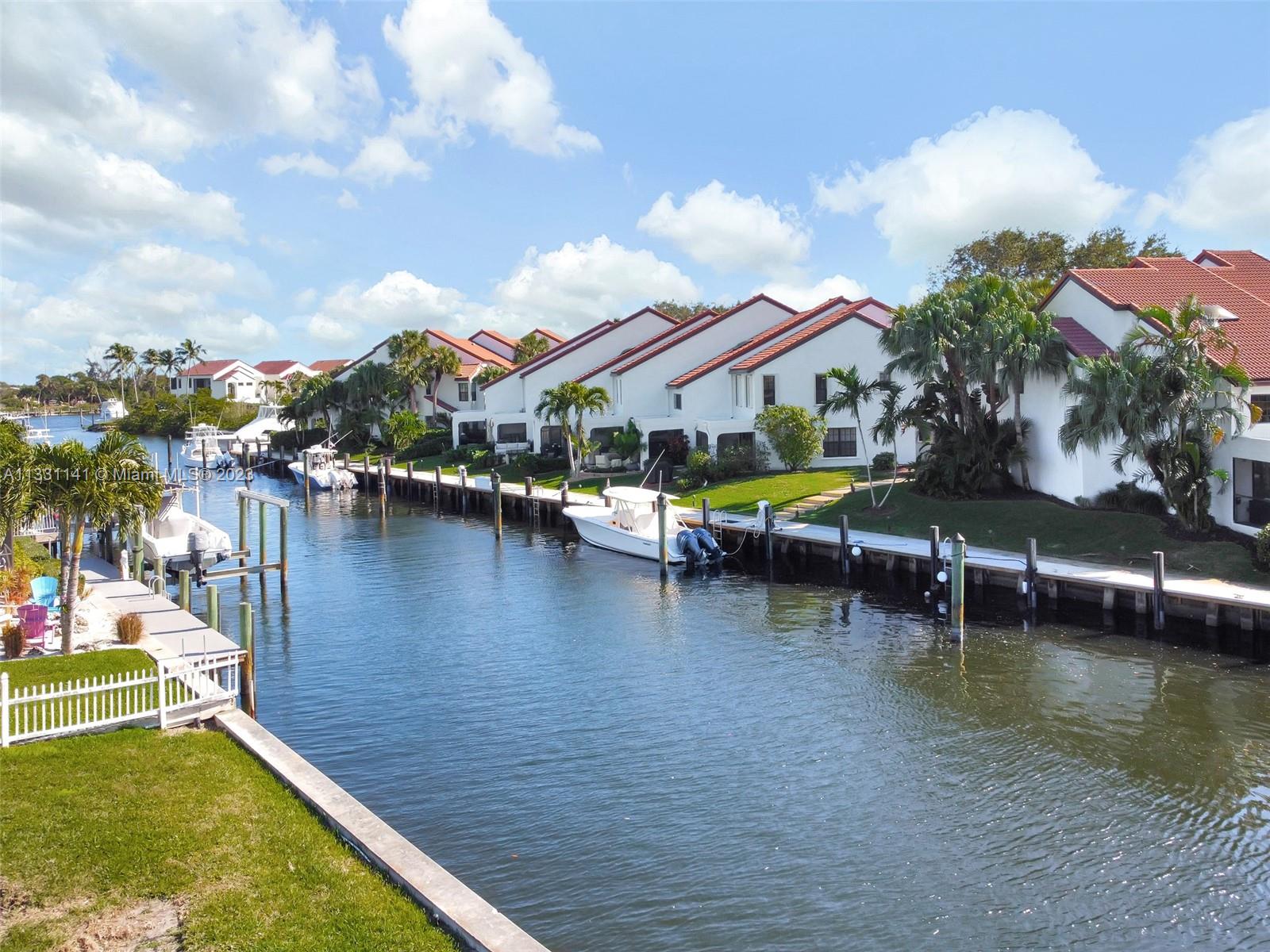2400 Edward Rd Palm Beach Gardens, FL 33410