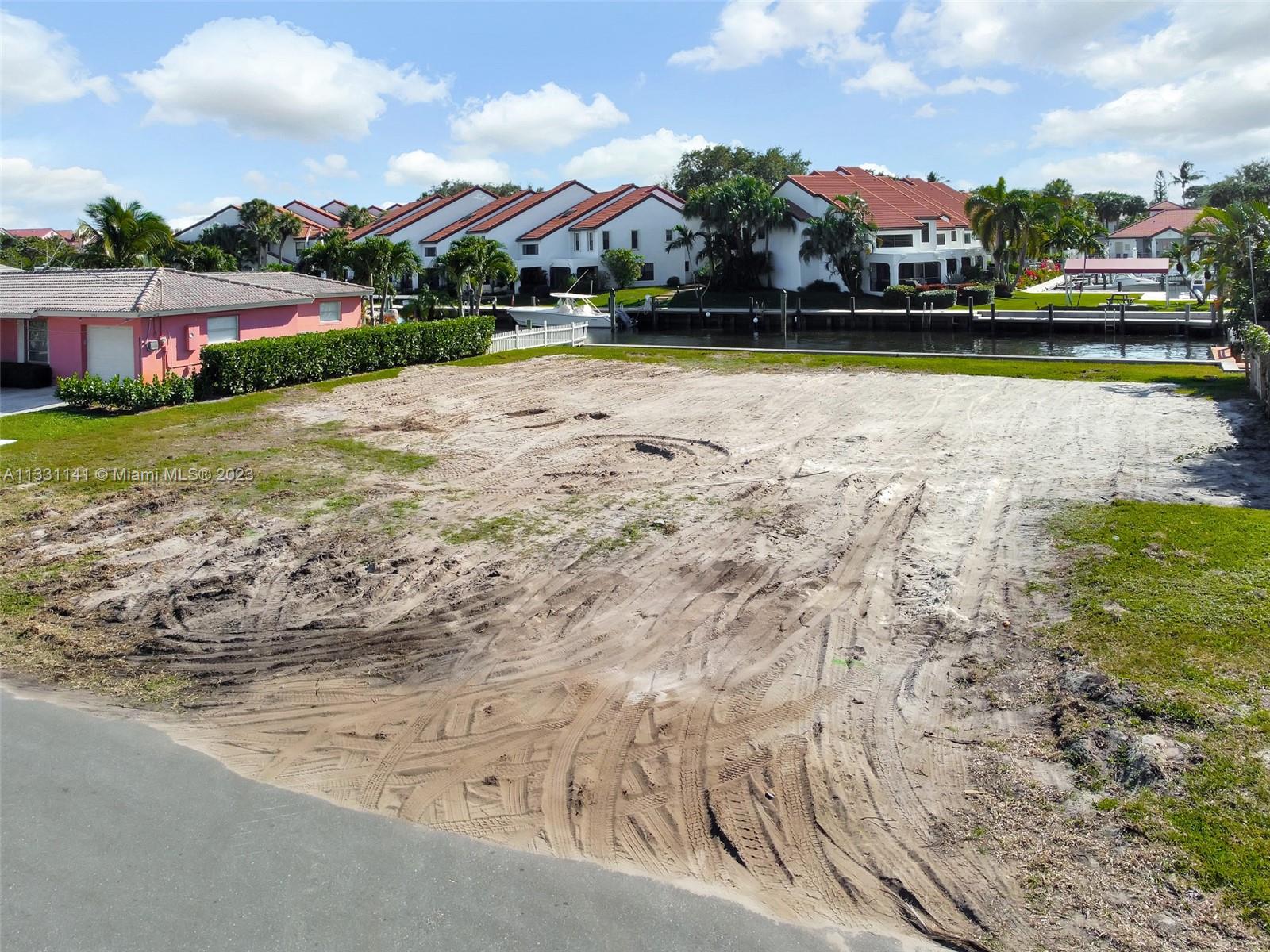 2400 Edward Rd Palm Beach Gardens, FL 33410