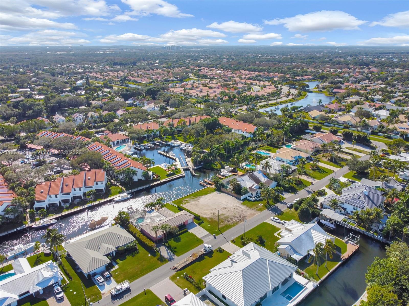 2400 Edward Rd Palm Beach Gardens, FL 33410
