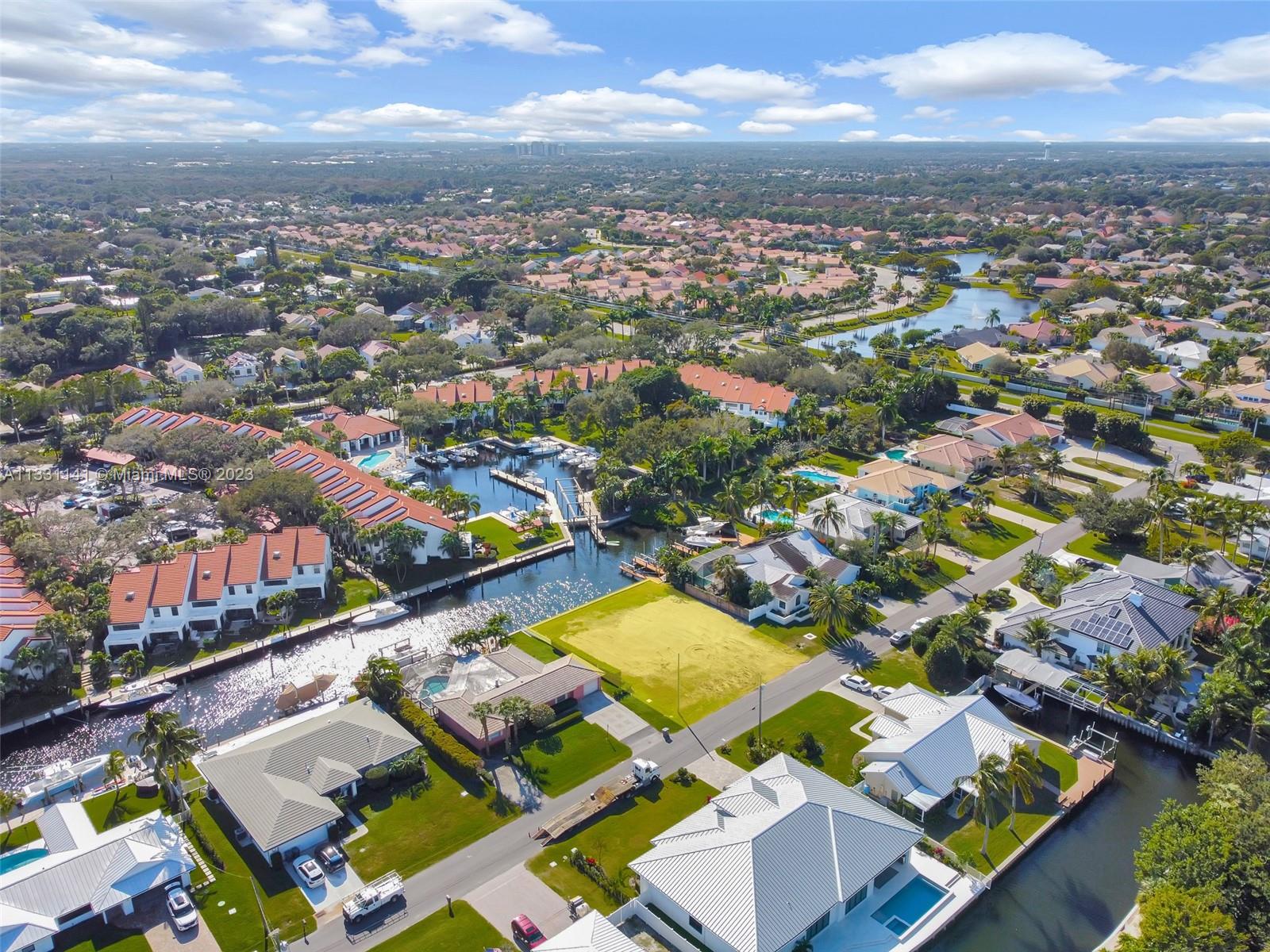 2400 Edward Rd Palm Beach Gardens, FL 33410